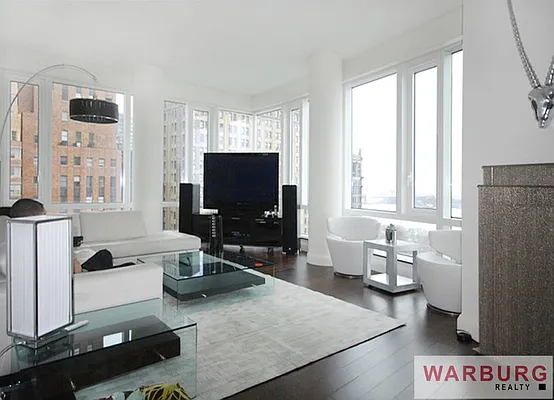 Rented by Warburg | media 37