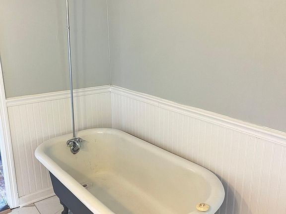 claw foot tub and shower