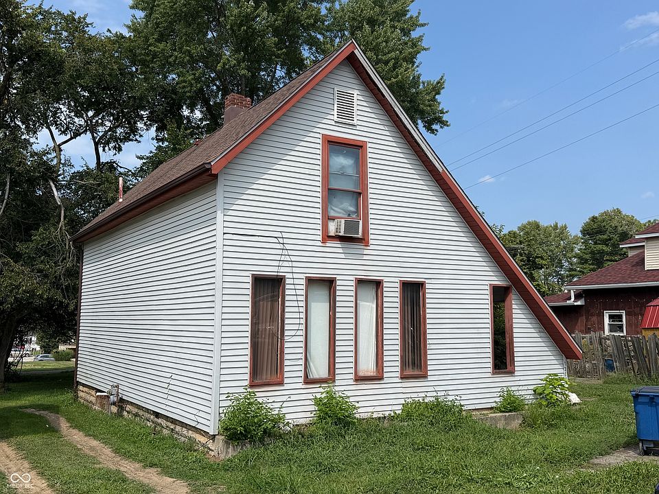 1st image of 1307 4th St