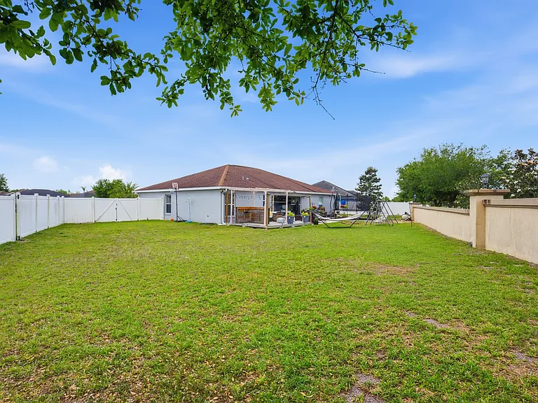 4937 SW 98th Pl — Photo 33