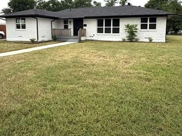 10455 Brockbank Dr, Dallas, TX 75229
