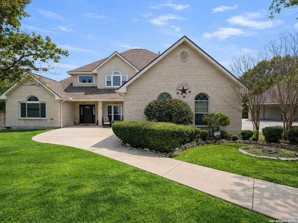 1968 Round Table, New Braunfels, TX 78130