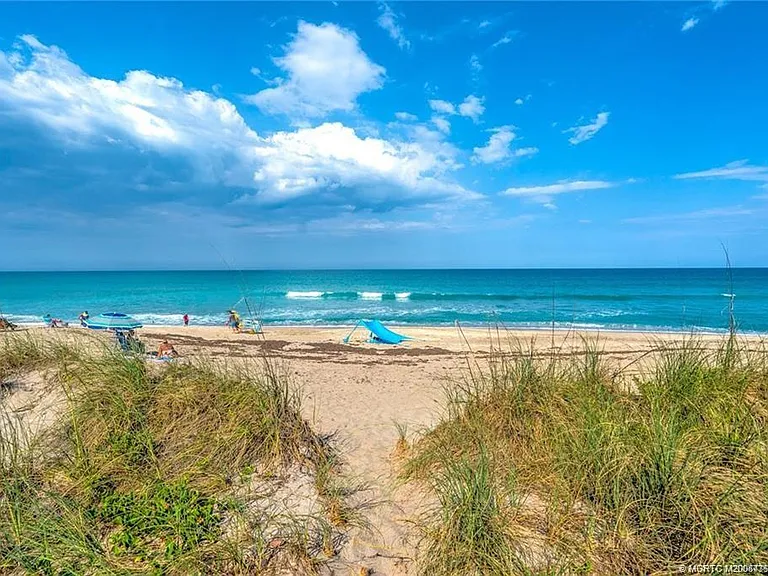 1289 NE Ocean Blvd #6 — Photo 48