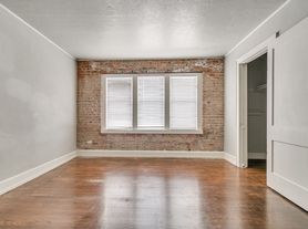 Florence Apartments - 10