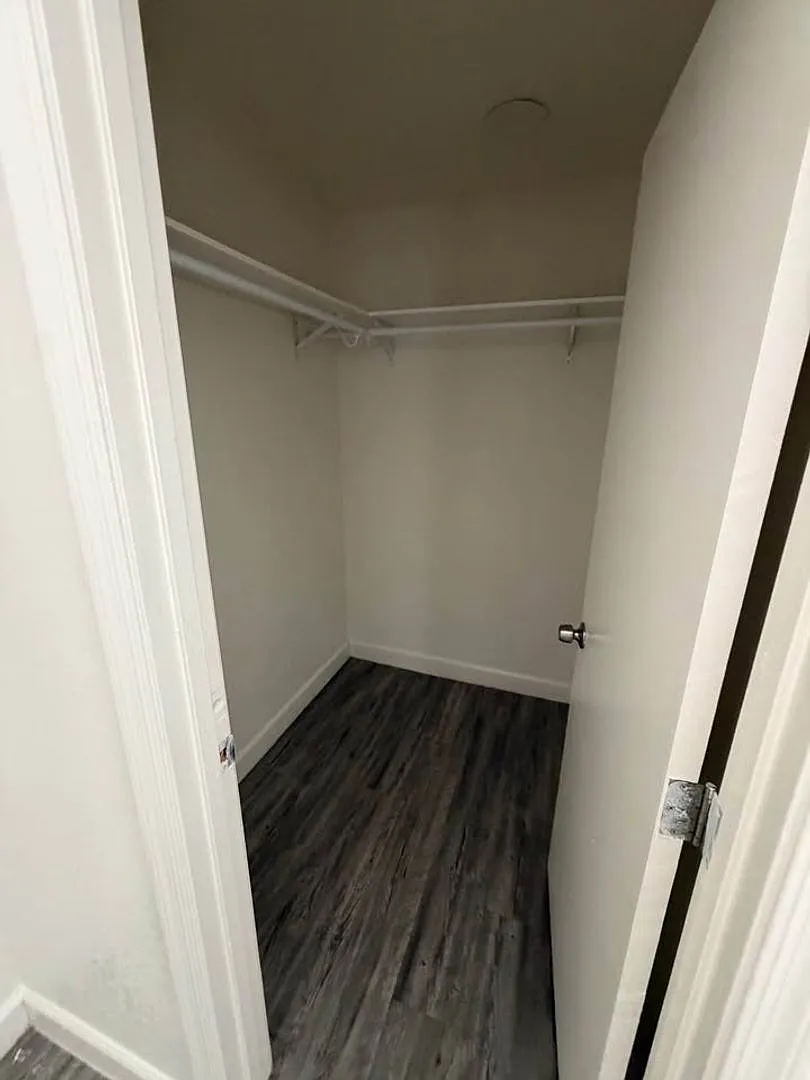 Brixton Luxury Apartments — Photo 3