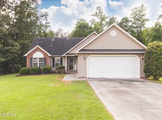 105 Browning Ct, Midway Park, NC 28544