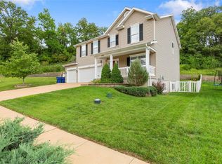 1255 Lake Canyon Vw, Fenton, MO 63026