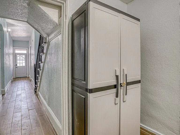 709 N Saint Vrain St — Photo 11