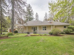 11 Saddle Club Rd, Lexington, MA 02420