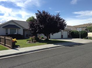 206 S 94th Ave, Yakima, WA