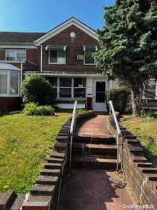 141-46 71st Road, Flushing, NY, 11367