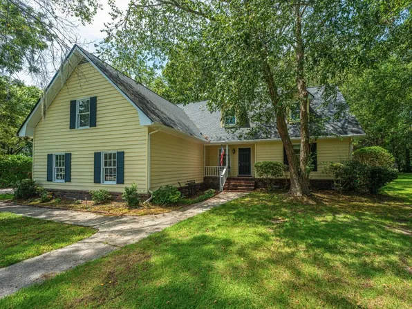 27 Fitzroy Dr, Charleston, SC 29414