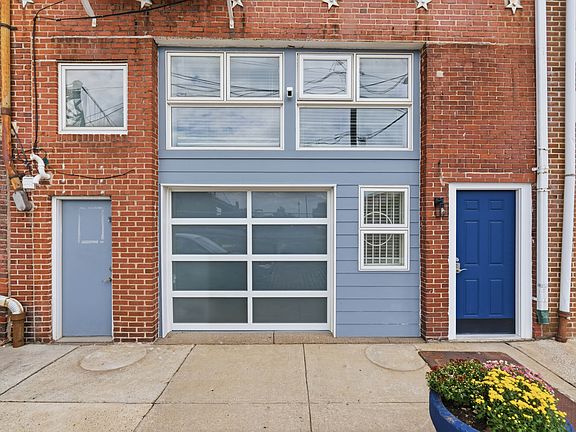3rd image of 310 N Water St