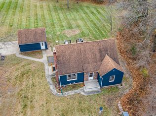 3804 E Kirby Rd, Battle Creek, MI 49017