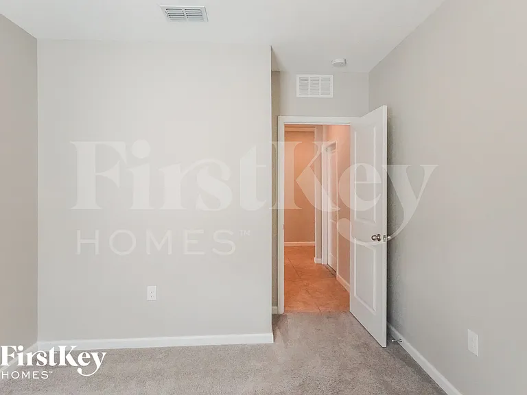 822 Fillmore Ct — Photo 12