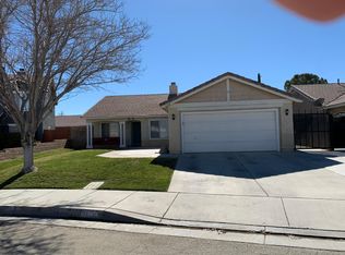 6226 Treehaven Ct, Lancaster, CA 93536