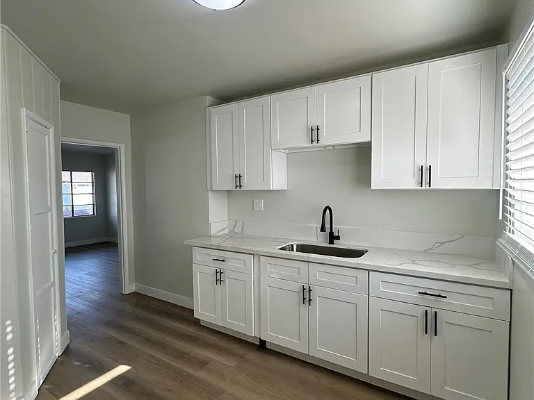 4140 W Slauson Ave #5 — Photo 3