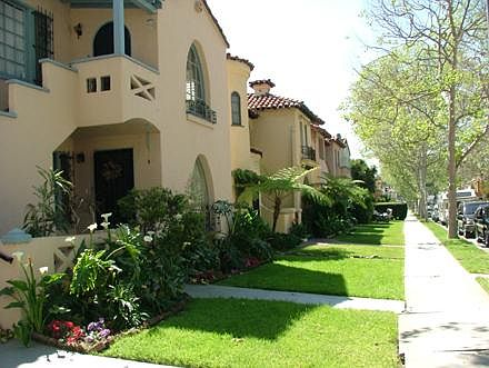 1st image of 3016 W 43rd Pl