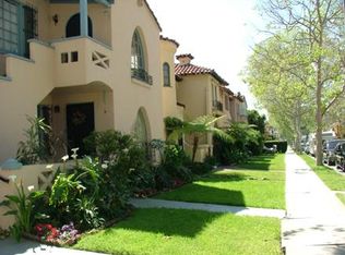 3016 W 43rd Pl, Los Angeles, CA 90008