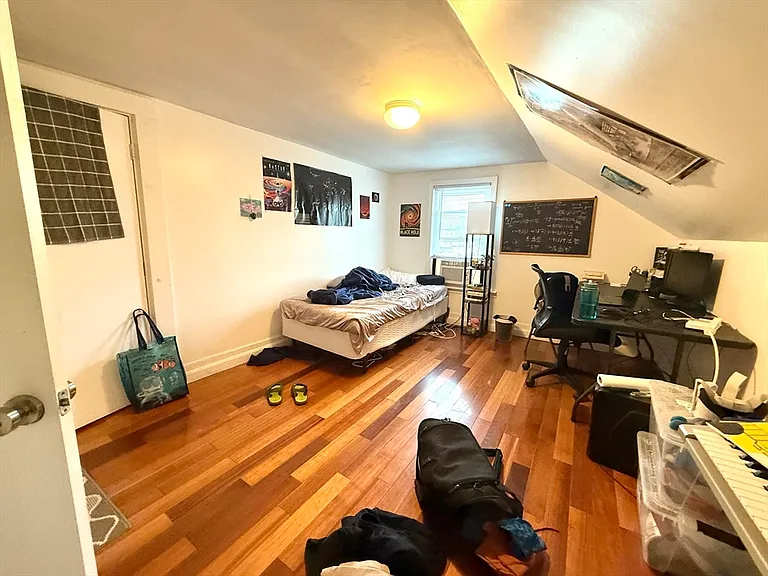 62 School St #2 — Photo 15