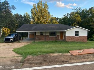 593 State Highway 310, Como, MS 38619