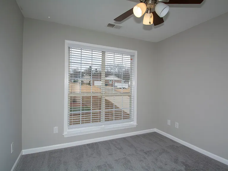 132 Chariot Dr — Photo 7