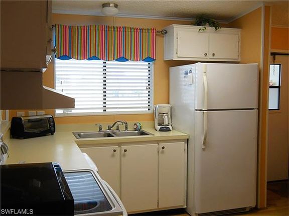 5th image of 176 Oceans Blvd #176