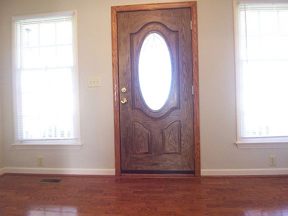 4th image of 112 Wichita Dr
