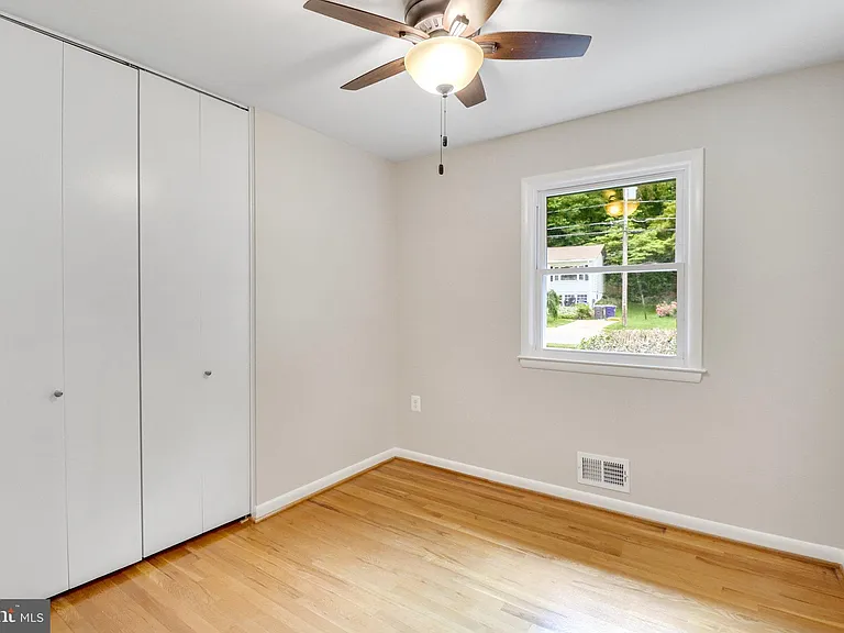 5019 Fleming Dr — Photo 22
