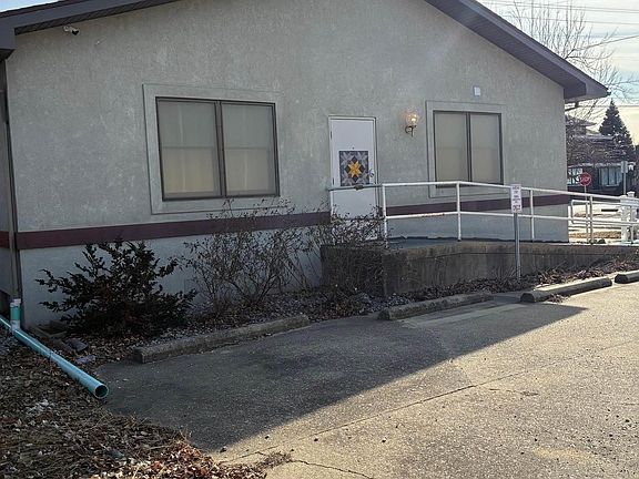 2nd image of 1904 Washington Ave