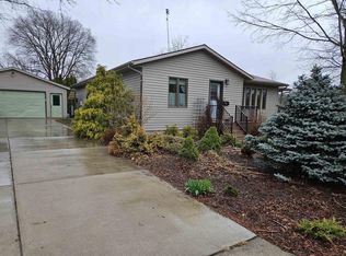 115 Davis St, Lodi, WI 53555