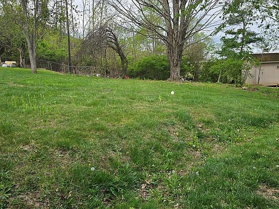4th image of 2600 Parnell Rd