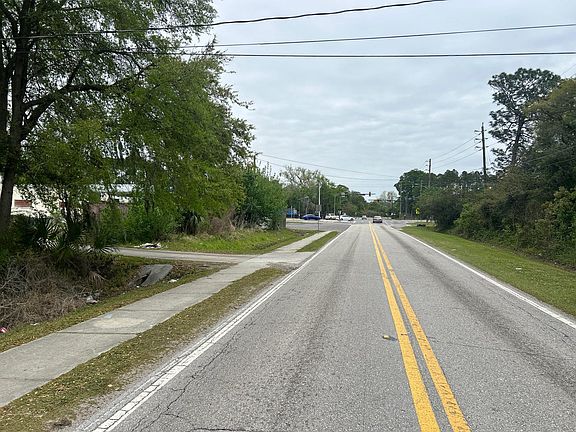 4th image of 5846 Moncrief Rd W