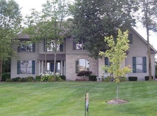 8111 Winchcombe Dr, Dublin, OH