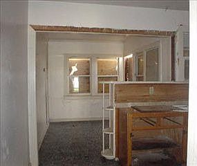 4th image of 1820 E Poplar St