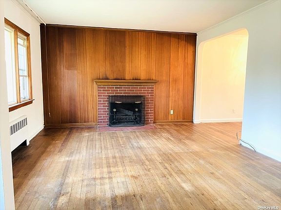 4th image of 601 8th Ave