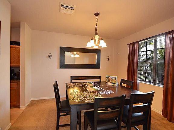 4th image of 476 Shadow Lakes Dr
