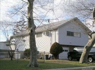 3474 5th St, Oceanside, NY 11572