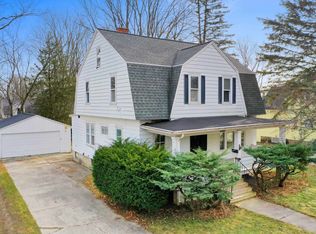 1115 S Webster Ave, Green Bay, WI 54301