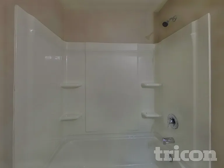 654 Scarlet Leaf Ln — Photo 13