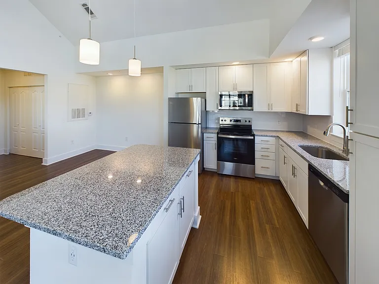 375 Quinn Ln #19-201 — Photo 2