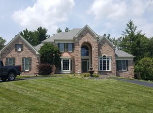 924 Kingscove Ct, Chesterfield, MO 63017
