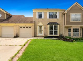 1312 Oriole Trl, Carol Stream, IL 60188