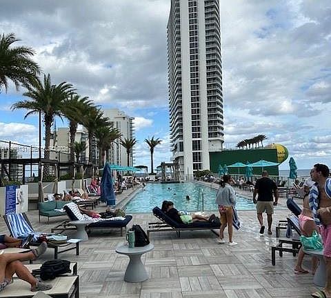 4th image of 4010 S Ocean Dr Unit R2702