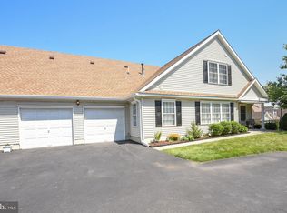 31 Avenrowe Ct #62, Fairless Hills, PA 19030