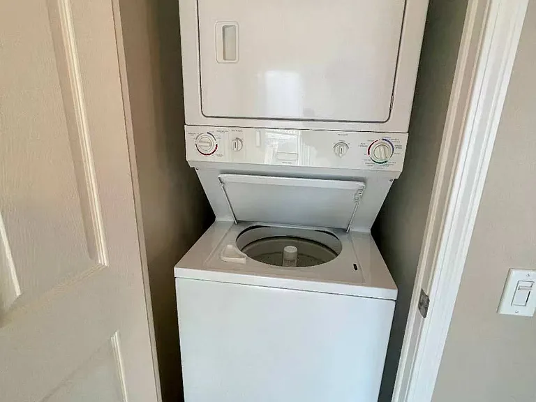 28 E Harrison Garden Blvd #1001 — Photo 9