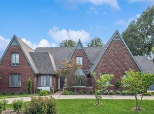 4707 W 86th St, Prairie Village, KS 66207