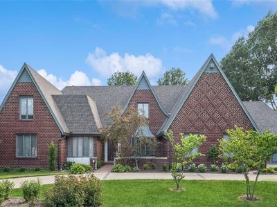 4707 W 86th St, Prairie Village, KS, 66207