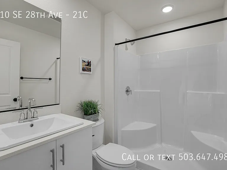 110 28th Ave SE #21C — Photo 20