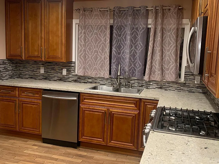 766 N Alexandria Ave #1 — Photo 5